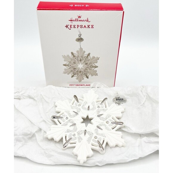 Hallmark Keepsake 2017 Snowflake Ornament Porcelain Christmas Original Box - Picture 1 of 5